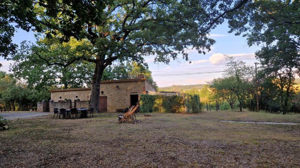 Agriturismo Torrenieri Da Alessandro Пиенца Экстерьер фото