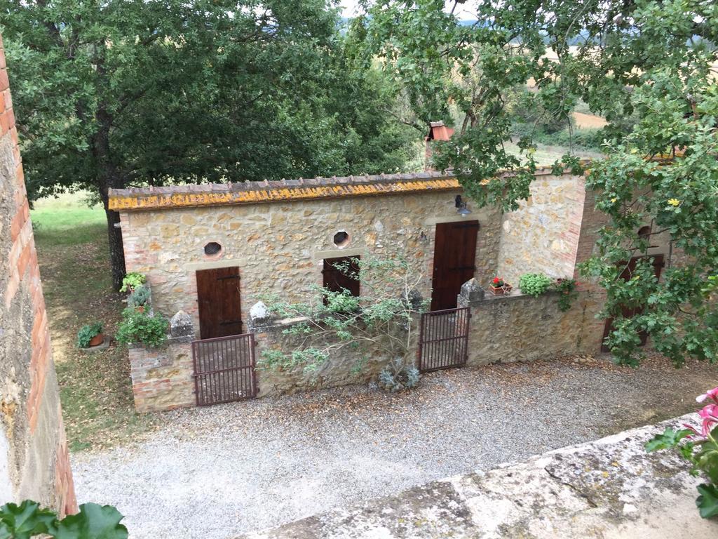 Agriturismo Torrenieri Da Alessandro Пиенца Экстерьер фото