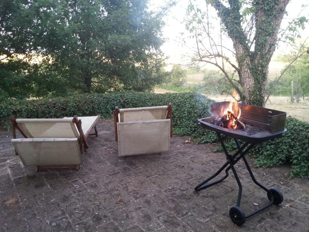 Agriturismo Torrenieri Da Alessandro Пиенца Экстерьер фото